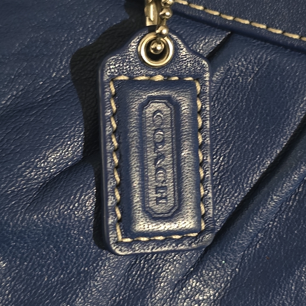 Coach Madison Royal Blue Leather Pleated Wristlet Top Zip Wallet Clutch Purse - Picture 6 of 6